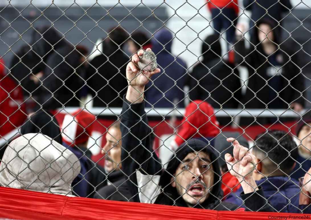 Chaos Erupts as Sudamericana Match Abandoned in Argentina