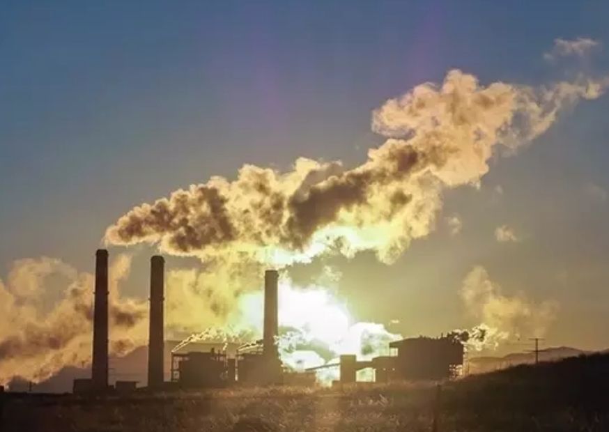 UN Warns World Dangerously Off Track on Climate Goals