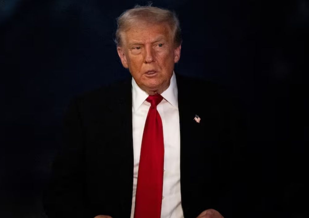 Trump Entangled Again as Epstein Emails Rock Washington