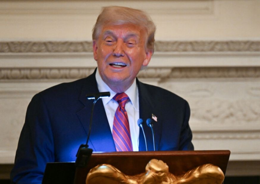 Trump’s Air Battle Claim Sparks Fresh Debate