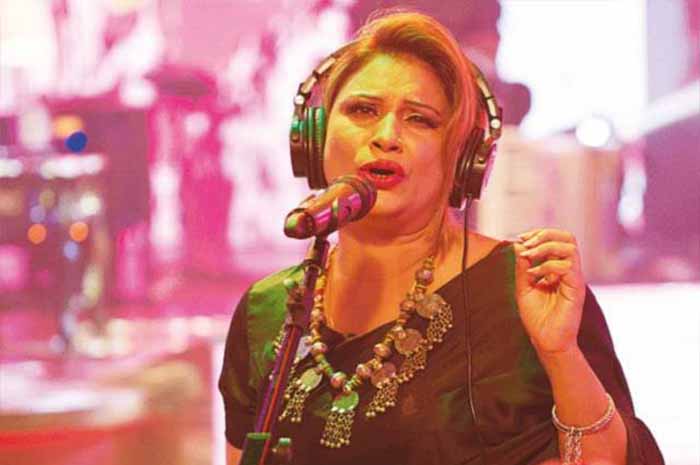 Naseebo Lal, Aima Baig and Young Stunners to sing official anthem for PSL 6